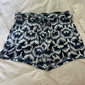 NWT White House Black Market shorts.